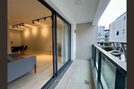 Apartamento para alugar com 45m², 1 quarto e 1 vaga Apartamento para alugar com 45m², 1 quarto e 1 vagaVaranda