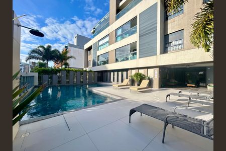 Apartamento para alugar com 45m², 1 quarto e 1 vaga Apartamento para alugar com 45m², 1 quarto e 1 vagaÁrea comum - Piscina