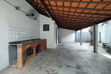 Apartamento à venda com 60m², 2 quartos e 1 vaga Apartamento à venda com 60m², 2 quartos e 1 vagaÁrea comum - Churrasqueira