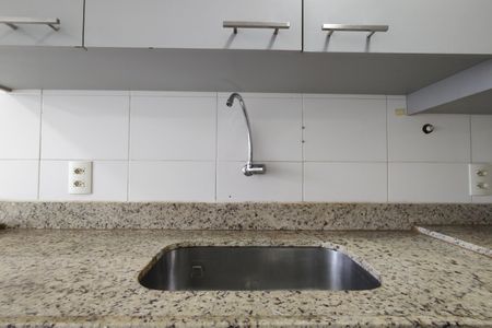 Apartamento à venda com 60m², 2 quartos e 1 vaga Apartamento à venda com 60m², 2 quartos e 1 vagaCozinha - Armários