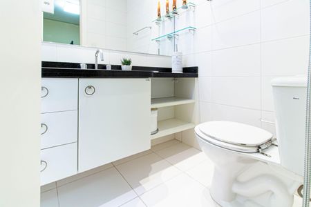 Apartamento à venda com 149m², 2 quartos e 3 vagasBanheiro da Suíte 1