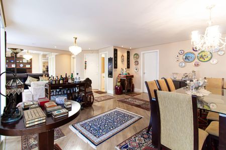 Apartamento à venda com 149m², 2 quartos e 3 vagasSala