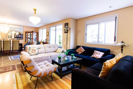 Apartamento à venda com 149m², 2 quartos e 3 vagasSala