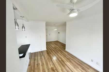 Apartamento à venda com 75m², 2 quartos e 2 vagas Apartamento à venda com 75m², 2 quartos e 2 vagasSala