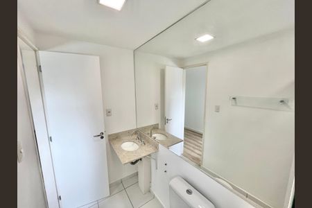 Apartamento à venda com 75m², 2 quartos e 2 vagas Apartamento à venda com 75m², 2 quartos e 2 vagasBanheiro da Suíte