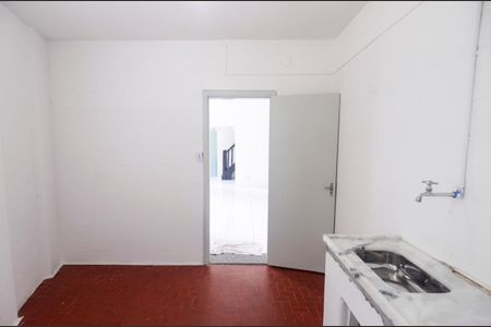 Casa para alugar com 275m², 3 quartos e 2 vagasCozinha