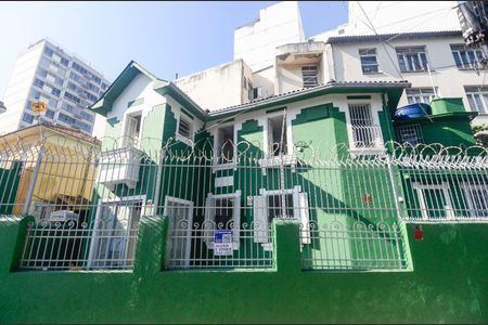 Casa para alugar com 275m², 3 quartos e 2 vagasFachada