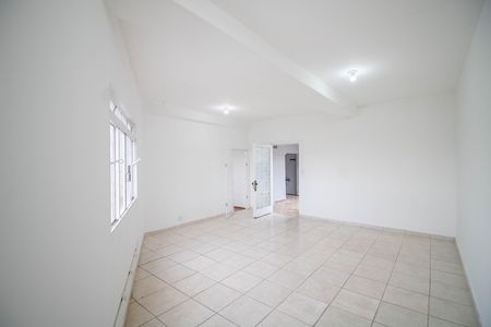 Casa para alugar com 190m², 4 quartos e sem vaga Casa para alugar com 190m², 4 quartos e sem vagaQuarto 3