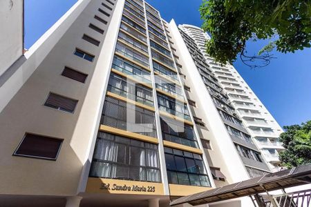 Apartamento para alugar com 107m², 2 quartos e 1 vaga Apartamento para alugar com 107m², 2 quartos e 1 vagaFachada
