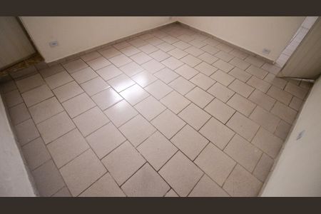 Casa para alugar com 1 quarto, 32m² em Vila Darli, São Paulo