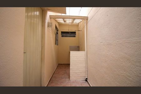 Casa para alugar com 40m², 1 quarto e sem vagaÁrea de Serviço