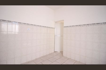 Casa para alugar com 1 quarto, 32m² em Vila Darli, São Paulo