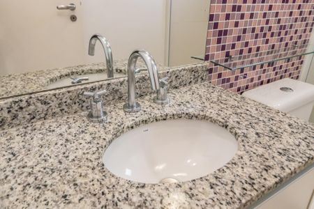 Apartamento para alugar com 65m², 2 quartos e 1 vagaBanheiro Social