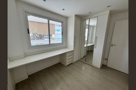 Apartamento à venda com 94m², 3 quartos e 2 vagasQuarto 2