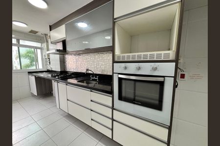 Apartamento à venda com 94m², 3 quartos e 2 vagasCozinha