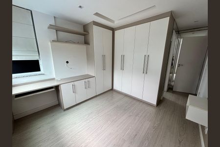 Apartamento à venda com 94m², 3 quartos e 2 vagasQuarto 3