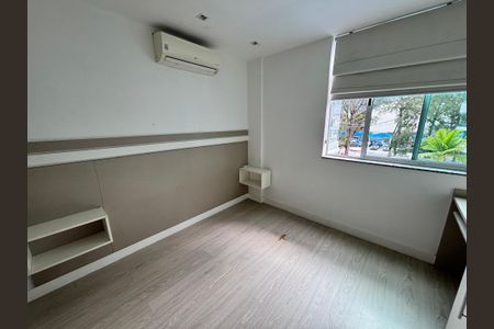 Apartamento à venda com 94m², 3 quartos e 2 vagasQuarto 3