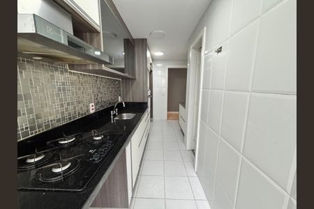 Apartamento à venda com 94m², 3 quartos e 2 vagasCozinha