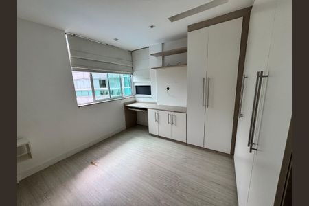 Apartamento à venda com 94m², 3 quartos e 2 vagasQuarto 3