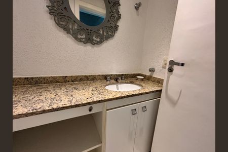 Apartamento à venda com 94m², 3 quartos e 2 vagasLavabo