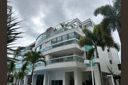 Apartamento à venda com 94m², 3 quartos e 2 vagasFachada