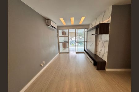 Apartamento à venda com 94m², 3 quartos e 2 vagasSala