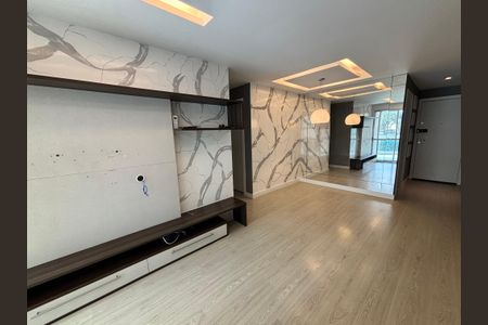 Apartamento à venda com 94m², 3 quartos e 2 vagasSala