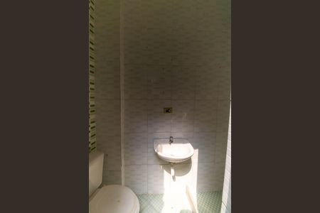 Casa à venda com 130m², 2 quartos e sem vagaBanheiro de serviço