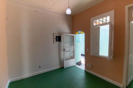 Casa à venda com 130m², 2 quartos e sem vagaSala