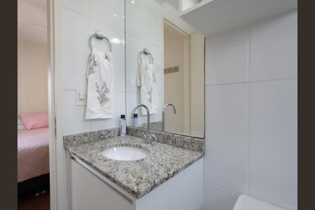 Apartamento à venda com 75m², 2 quartos e 2 vagasBanheiro da Suíte 1