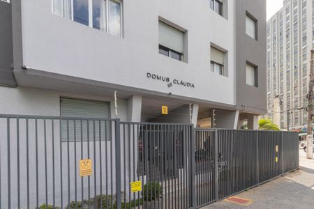 Apartamento à venda com 55m², 2 quartos e sem vagaFachada e Portaria