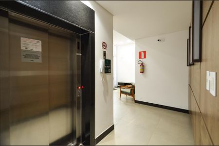 Apartamento para alugar com 35m², 1 quarto e 1 vaga Apartamento para alugar com 35m², 1 quarto e 1 vagaÁrea comum - Elevador