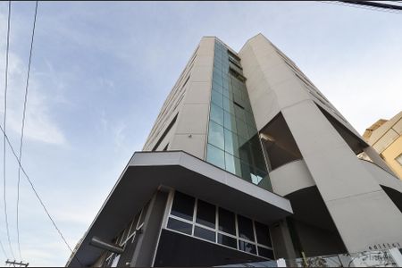 Apartamento para alugar com 35m², 1 quarto e 1 vaga Apartamento para alugar com 35m², 1 quarto e 1 vagaFachada