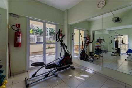 Apartamento para alugar com 54m², 2 quartos e 2 vagasÁrea comum - Academia