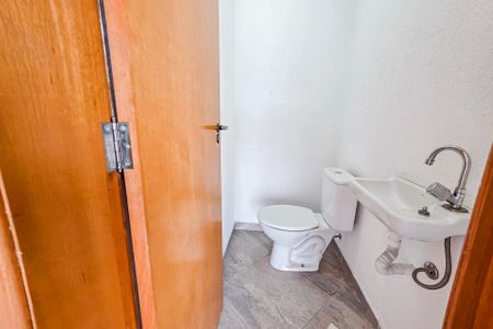Apartamento para alugar com 100m², 2 quartos e 1 vaga Apartamento para alugar com 100m², 2 quartos e 1 vagaBanheiro de Serviço