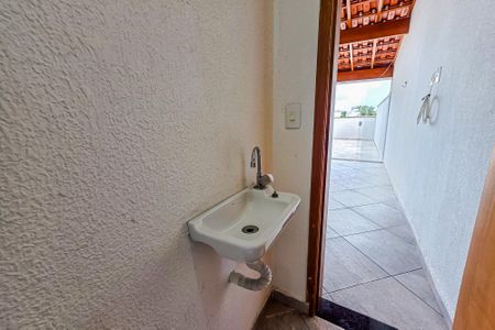 Apartamento para alugar com 100m², 2 quartos e 1 vaga Apartamento para alugar com 100m², 2 quartos e 1 vagaBanheiro de Serviço