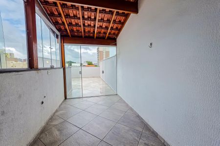 Apartamento para alugar com 100m², 2 quartos e 1 vaga Apartamento para alugar com 100m², 2 quartos e 1 vagaCobertura