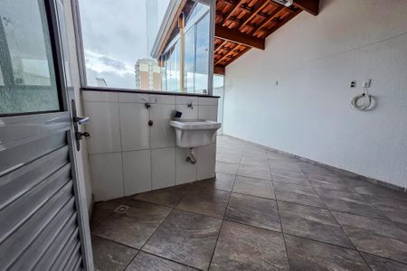 Apartamento para alugar com 100m², 2 quartos e 1 vaga Apartamento para alugar com 100m², 2 quartos e 1 vagaÁrea de Serviço