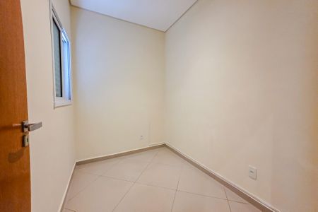 Apartamento para alugar com 100m², 2 quartos e 1 vaga Apartamento para alugar com 100m², 2 quartos e 1 vagaQuarto