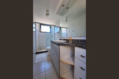 Apartamento à venda com 110m², 3 quartos e 1 vagaBanheiro da Suíte 1