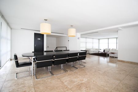 Apartamento à venda com 50m², 1 quarto e 1 vaga Apartamento à venda com 50m², 1 quarto e 1 vagaÁrea comum - Salão de festas