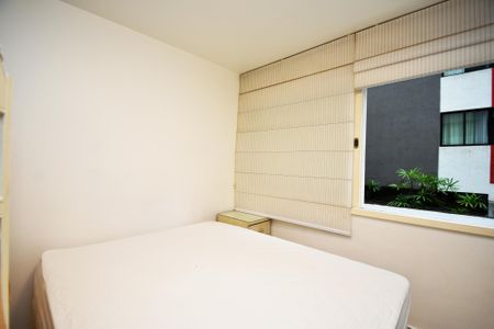 Quarto de casa para alugar com 1 quarto, 27m² em Cerqueira César, São Paulo