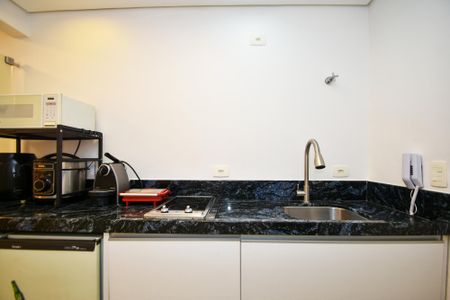 Studio para alugar com 27m², 1 quarto e sem vaga Studio para alugar com 27m², 1 quarto e sem vagaCozinha