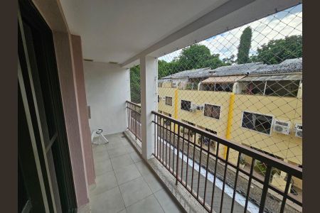 Apartamento à venda com 87m², 3 quartos e 1 vaga Apartamento à venda com 87m², 3 quartos e 1 vagaVaranda