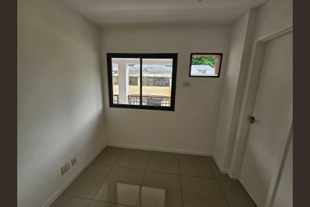 Quarto de apartamento à venda com 3 quartos, 87m² em Taquara, Rio de Janeiro