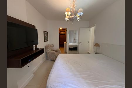 Apartamento para alugar com 121m², 3 quartos e 2 vagas