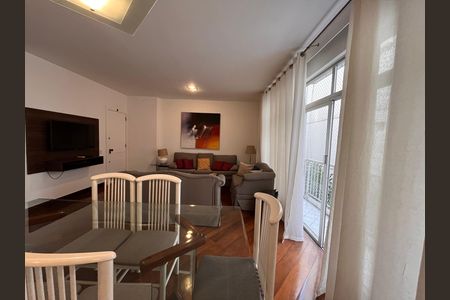 Apartamento para alugar com 121m², 3 quartos e 2 vagas