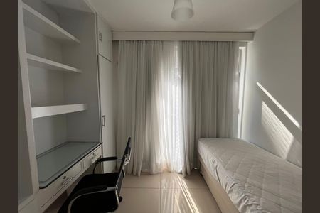 Apartamento para alugar com 121m², 3 quartos e 2 vagas