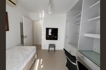Apartamento para alugar com 121m², 3 quartos e 2 vagas
