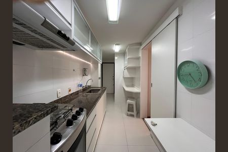 Apartamento para alugar com 121m², 3 quartos e 2 vagas